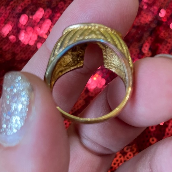 VINTAGE GOLD HORSE RHINESTONE RING COSTUME JEWELRY SIZE 7 - Picture 3 of 4